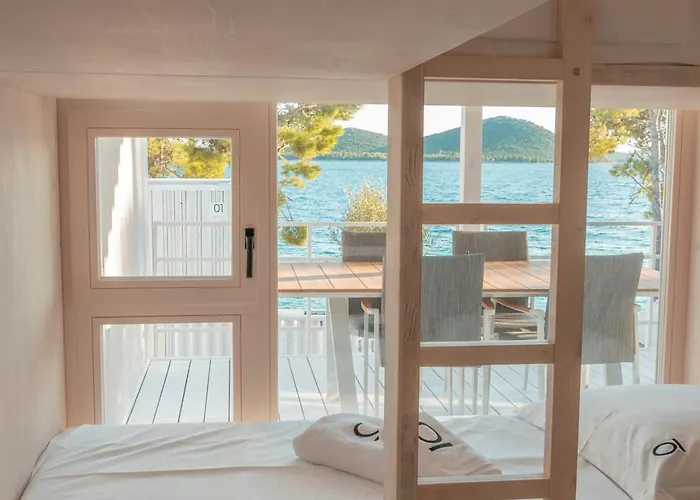 Gioia Front Villa Drage